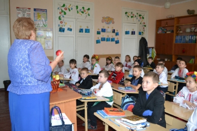 У 3 класі відбувся виховний захід до Дня української писемності та мови «Українська мова – наш найцінніший скарб»